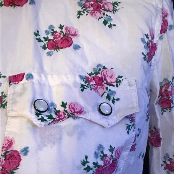 Mossimo Supply Co. Cream Floral Button-Down Shirt - Picture 5 of 6